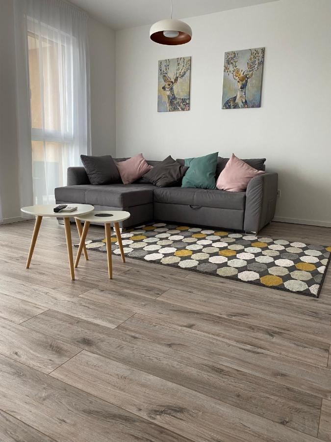 Paskom Apartmanhaz Nyergesujfalu Exterior photo