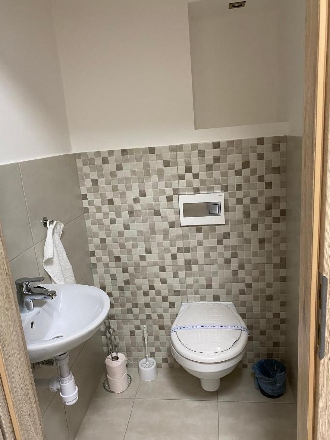 Paskom Apartmanhaz Nyergesujfalu Exterior photo