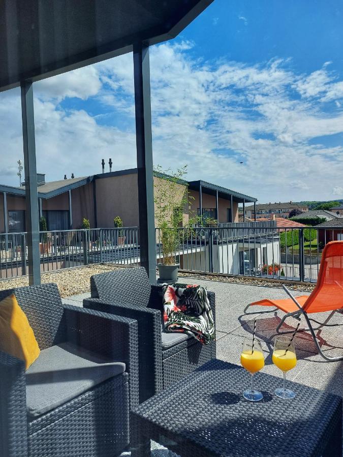 Paskom Apartmanhaz Nyergesujfalu Exterior photo